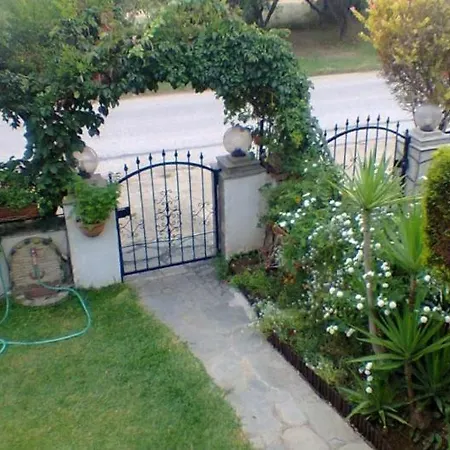 Relaxing In A Cozy House With Garden